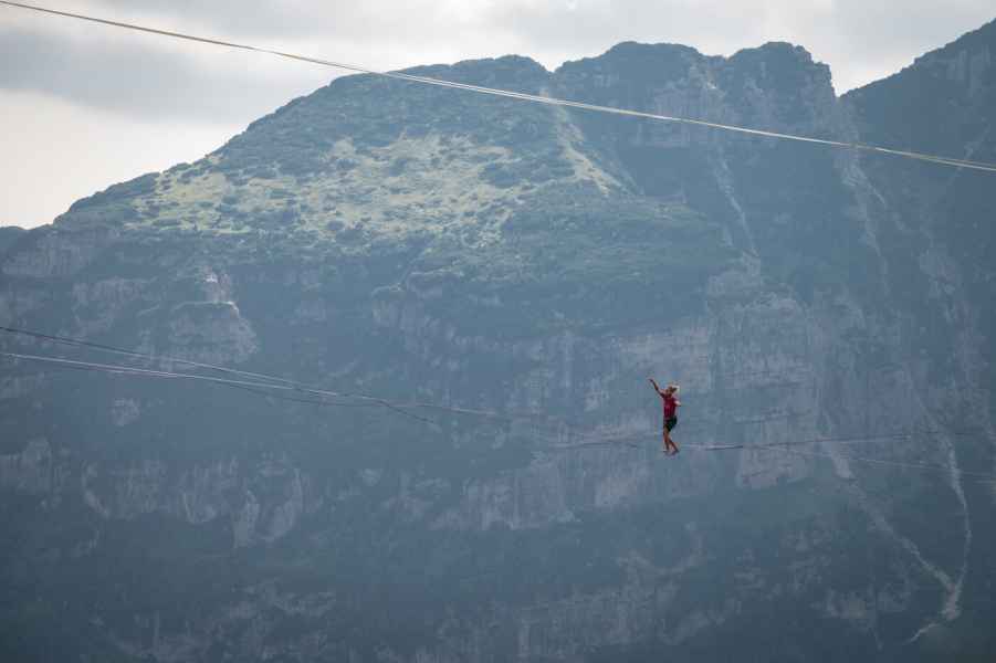 CCHF Cime caldoline highline meeting 