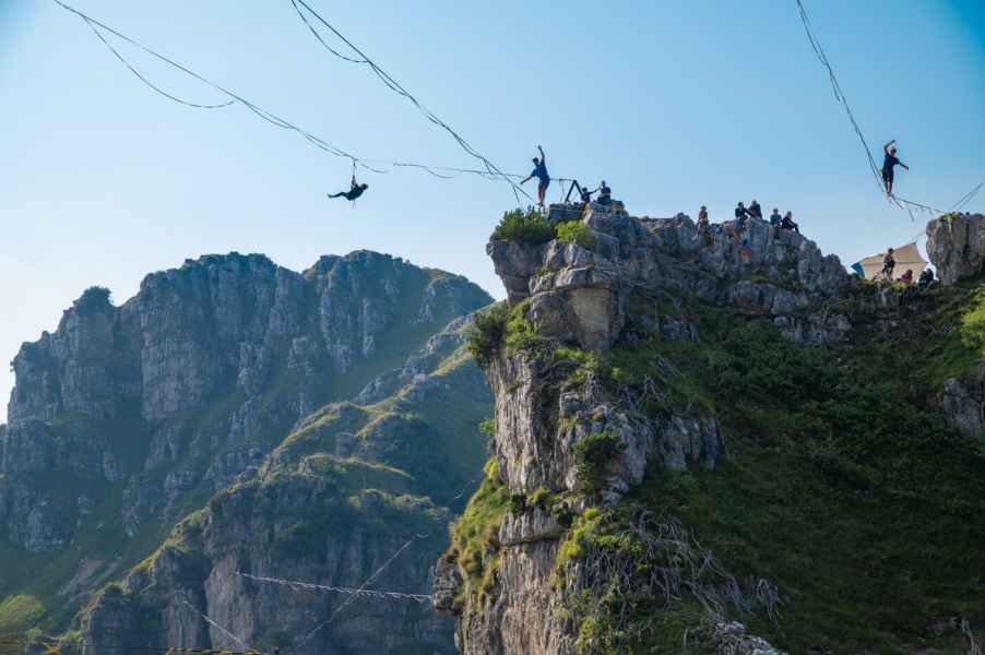 CCHF Cime caldoline highline meeting 