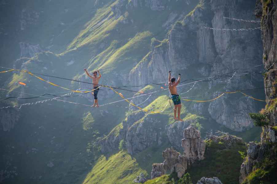 CCHF Cime caldoline highline meeting 